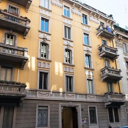 Sophisticated Apt Near Duomo Milan Luaran gambar