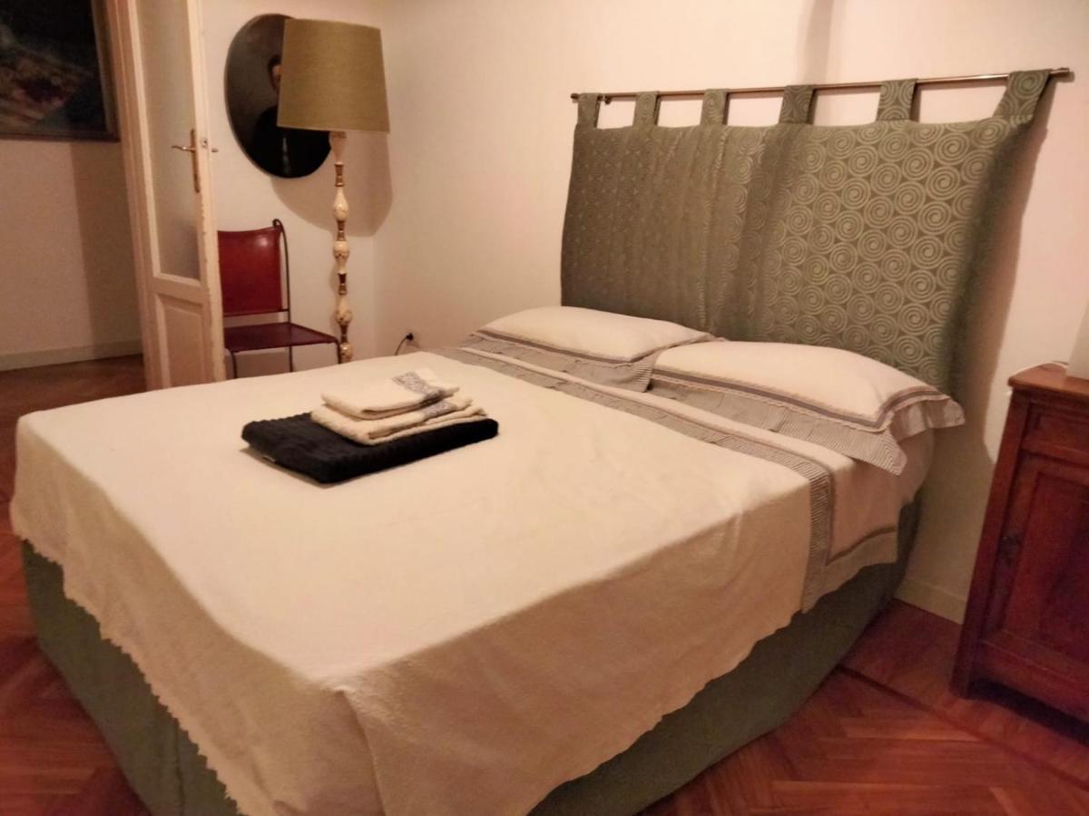Sophisticated Apt Near Duomo Milan Luaran gambar