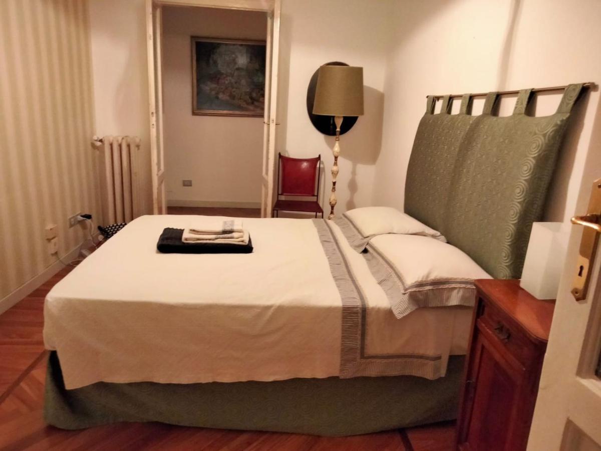 Sophisticated Apt Near Duomo Milan Luaran gambar