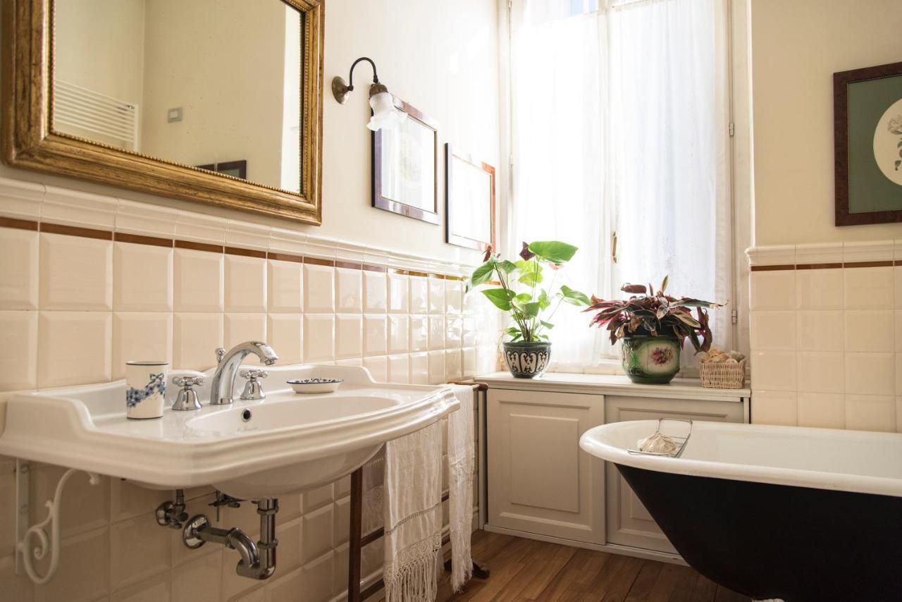 Sophisticated Apt Near Duomo Milan Luaran gambar